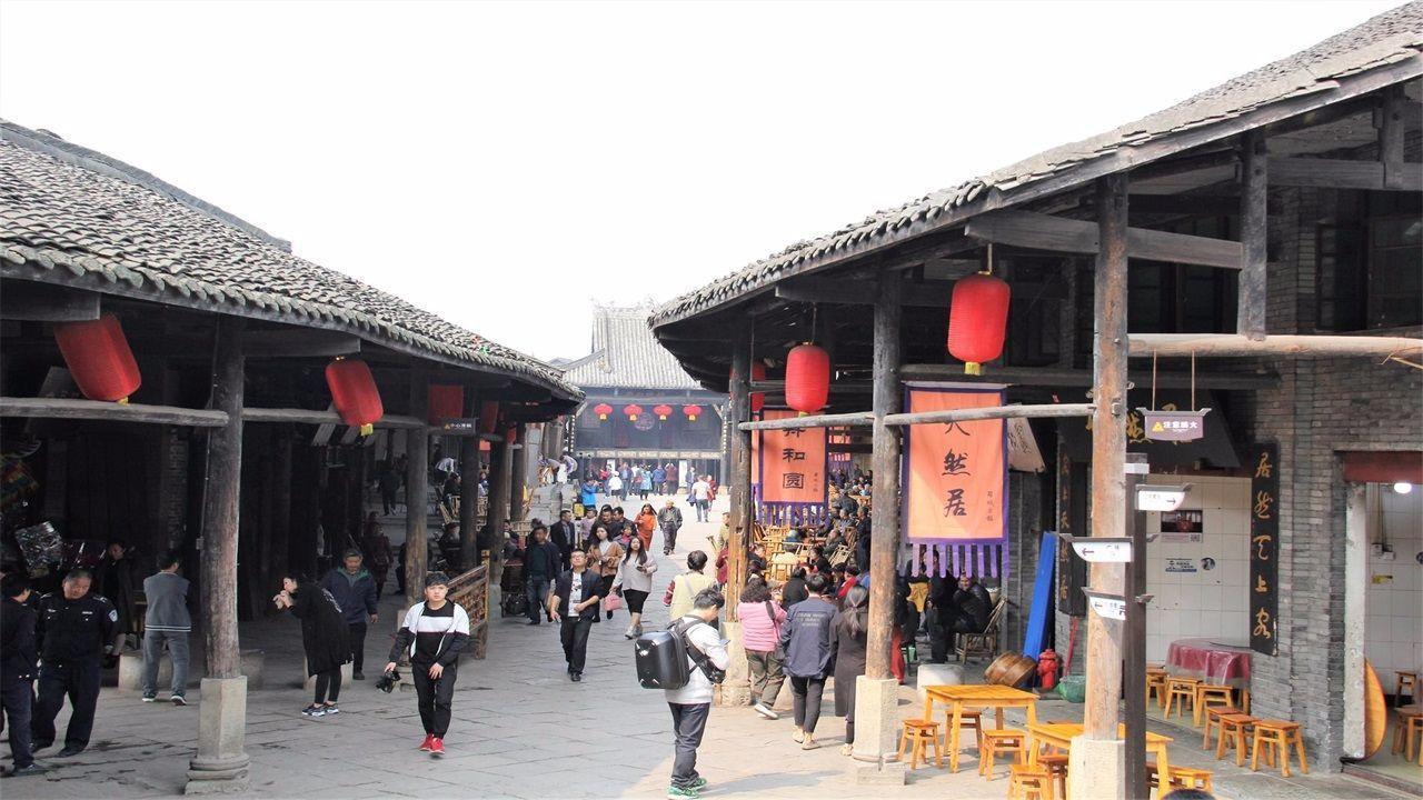 奇妙恐龙世界